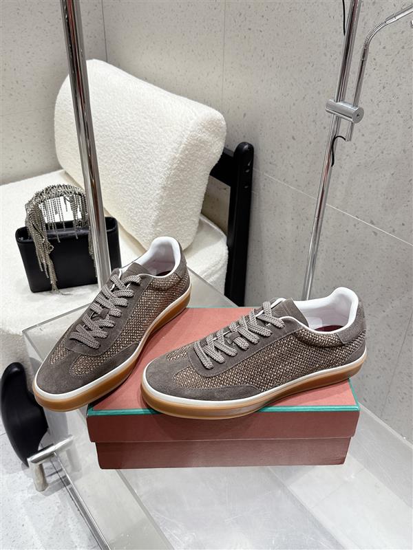 20251128153657869 310